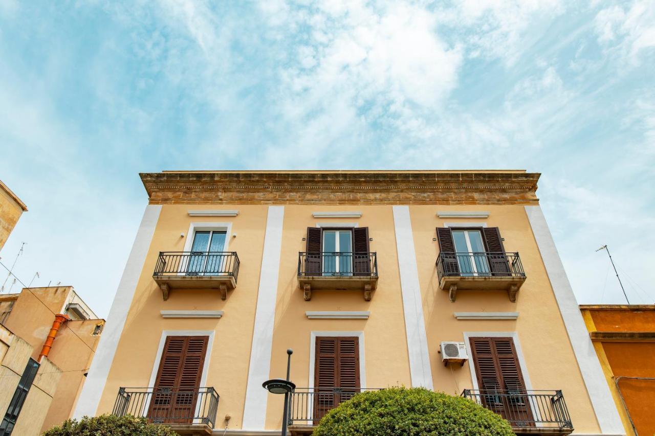 I Balconi Di Porta Mazara Bed and Breakfast Marsala Exteriör bild