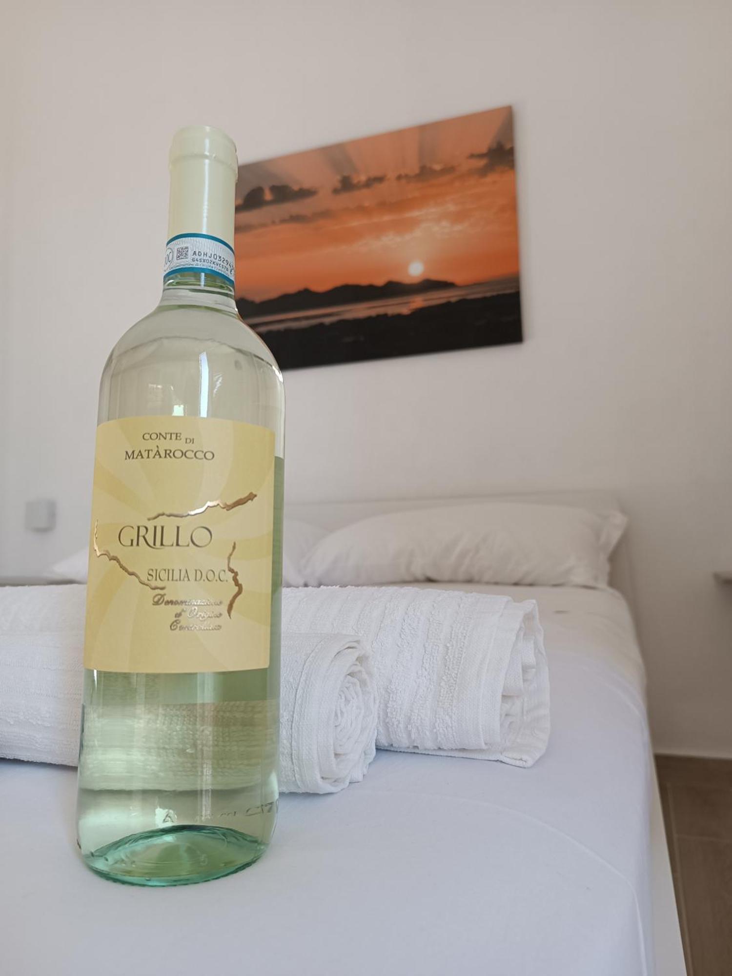 I Balconi Di Porta Mazara Bed and Breakfast Marsala Exteriör bild