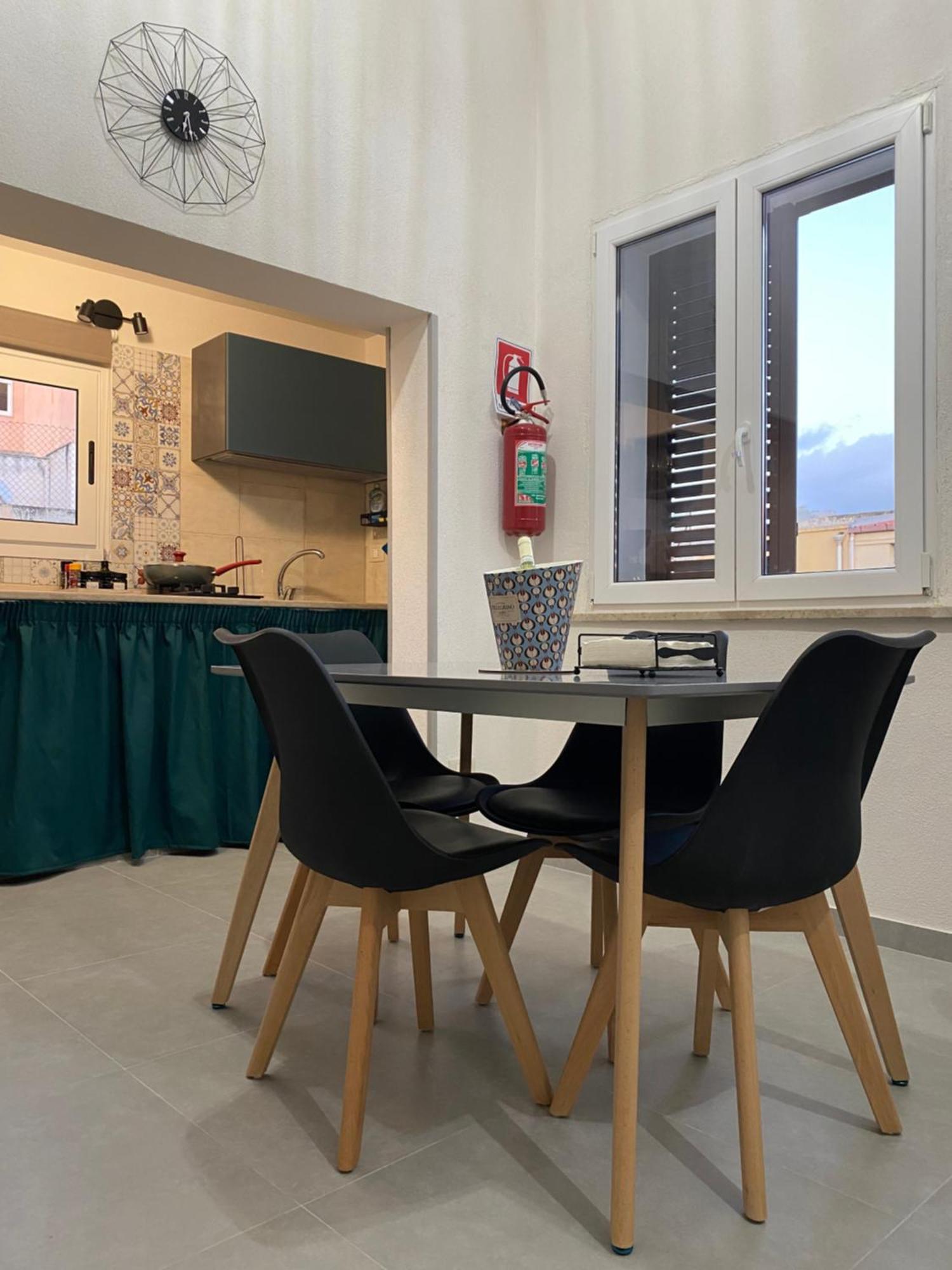 I Balconi Di Porta Mazara Bed and Breakfast Marsala Exteriör bild